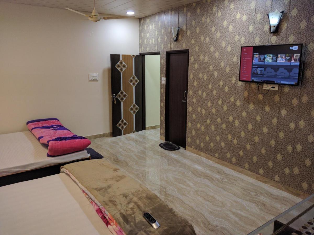 Mye Homestay 1 Near Golden Temple Amritsar Exteriör bild